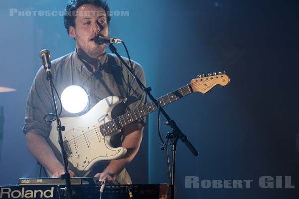 METRONOMY - 2011-05-04 - PARIS - La Cigale - 